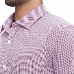 Park Avenue Violet Slim Fit Texture Shirt image 5