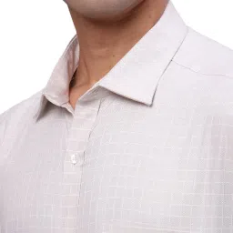 Park Avenue Beige Slim Fit Checks Shirt image 5