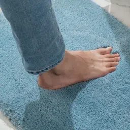 Saral Home Blue Polyester Non Slip Fluffy Bathmat (50x70 cm) image 2