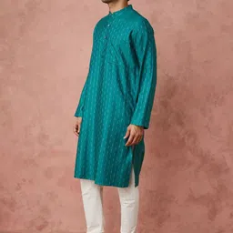 Fabindia Men Thread Work Kurta image 3