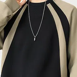 StyleCast x Revolte Colourblocked Round Neck Long Sleeves Pullover Sweatshirt image 3