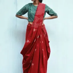 Chidiyaa Red Fly Me to Moon Crimson Handblockprinted Cotton Saree-picture-2