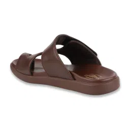 MediFeet Men's Brown Toe Ring Sandals image 5