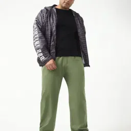 Bewakoof Green Blended Relaxed Fit Solid Plus Size Joggers image 4