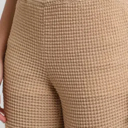 Forever 21 Beige Self Design Regular Fit Mid Rise Pants image 5