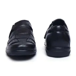Zoom Shoes Men's Black Fisherman Sandals image 5