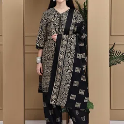 Rajnandini Women Printed Regular Kurta with Trousers & With Dupatta-image-50