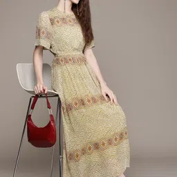 Label Ritu Kumar Green Ethnic Motifs Georgette Maxi Dress-picture-22