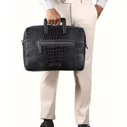 Hidesign Eoss Serrano 02 Leather Textured Laptop Messenger Bag-image-19