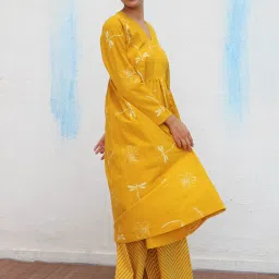 Chidiyaa Flower Girl Dahliya Blockprinted Cotton Kurta Set image 5