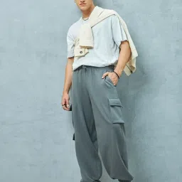 Bewakoof Men's Grey Super Loose Fit Brushed Cargo Jogger image 5