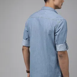 Roadster Men Blue Regular Fit Solid Sustainable Casual Chambray Shirt image 5