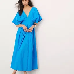 StyleCast x Revolte V-Neck Fit & Flare Maxi Dress-image-89