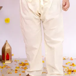 BownBee Boys Floral Printed Regular Pure Cotton Kurta with Pyjamas image 2