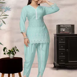 HERE&NOW Floral Embroidered V-Neck Kurti With Dhoti Pants image 4