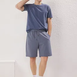 Trendyol Men Regular Fit Mid-Rise Shorts-picture-35