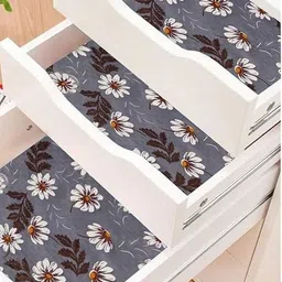 REVEXO Grey & White Printed Water-Resistant Shelf Liner image 2
