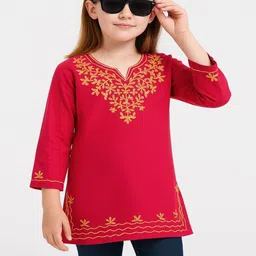 BlueWears Ethnic Motifs Embroidered V-Neck Thread Work Thread Work Kurti image 3