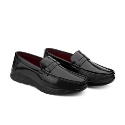 riffway Men Textured PU Slip-On Sneakers-picture-19