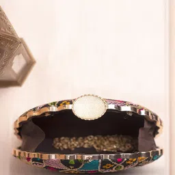 ARTKLIM Floral Embroidered Sequinned Box Clutch image 5