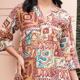 TITTLI Printed V-Neck Tunic With Trousers image 2