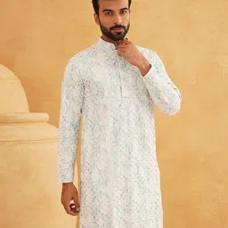 SOJANYA Men Embroidered Sequinned Kurta image 3