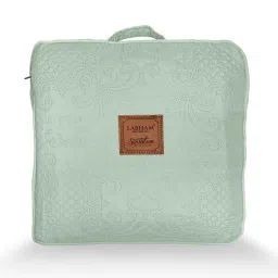 labham Light Green Solid GSM 300 Pure Cotton King Size Bedcover With 2 Pillow Covers image 3