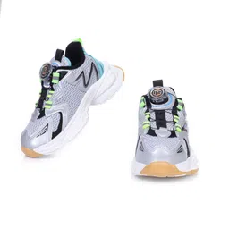 ZOOMBIE Unisex Kids Mesh Running Non-Marking Shoes image 3