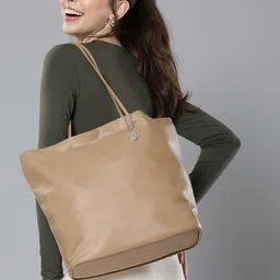 Mast & Harbour Structured Shoulder Bag-picture-56