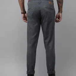 Roadster Men Charcoal Grey Solid Slim Fit Trousers image 3