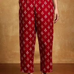 NAVYAAZRI Women Ethnic Motifs Printed Regular Thread Work Kurta with Trousers & With Dupatta image 3