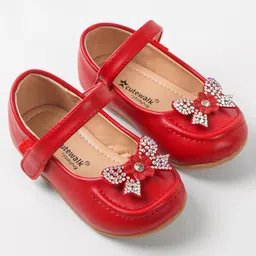 Cute Walk by Babyhug Bellies With Velcro Closure & Bow Applique - Red image 2