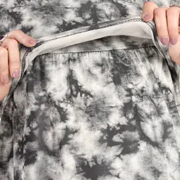 MomsBae Printed Maxi Nightdress image 5