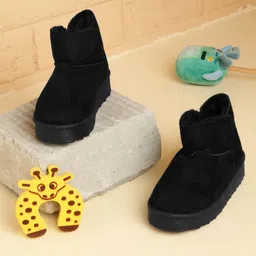 TRUFFLE COLLECTION Solid Slip On Boots - Black-picture-18