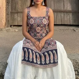 SZN Print Ethnic Longline Top image 2