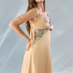 Enamor Self Design Shoulder Straps Baby Doll image 5