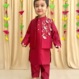 BYB Premium Silk Woven Full Sleeves Solid Kurta Pyjama With Floral Embroiderd Pearls Embellished Jacket Set - Maroon-picture-13
