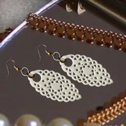 INSTOOK Leaf Shaped Drop Earrings-picture-21