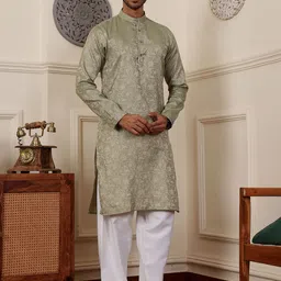 Rawayi Men Floral Printed Thread Work Kurta image 2