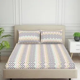Welspun Pink & White Geometric 120 TC King Bedsheet with 2 Pillow Covers-picture-18