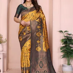 Snofi Creation Women Ethnic Motifs Woven Design Zari Kanjeevaram Saree with Blouse Piece-picture-10