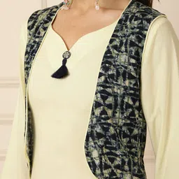 FFU Women Abstracts Print Top image 2