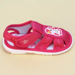 Cute Walk by Babyhug Velcro Closure Sandals With Mesh - Fuschia image 4