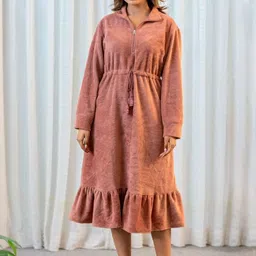 FEATHERS CLOSET Half Zip Super Soft Dusty Pink Woollen Tie-up Midi Dress-picture-22