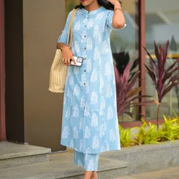 Anni Designer Floral Printed Mandarin Collar A-Line Kurta With Palazzos image 2