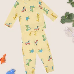 Pantaloons Baby Boys Printed T-shirt with Capris-image-17