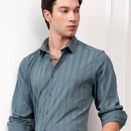 HIGHLANDER Men Comfort Slim Fit Striped Casual Shirt-image-2