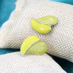 FIMBUL Stainless Steel Gold Plated Heart Shaped Studs image 3