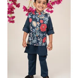 LITTLE COLLARS Organic Cotton Woven Full Sleeves Solid Kurta Pyjama With Floral Printed Jacket Set - Blue-picture-26