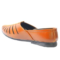 Tiny Bugs Glossy Finished Ethnic Mojaris - Tan image 4